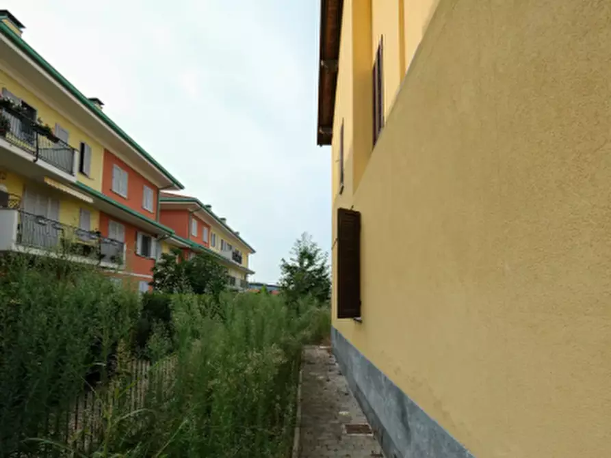 Immagine 5 di Appartamento in vendita  in Via Martiri di Cefalonia a Peschiera Borromeo