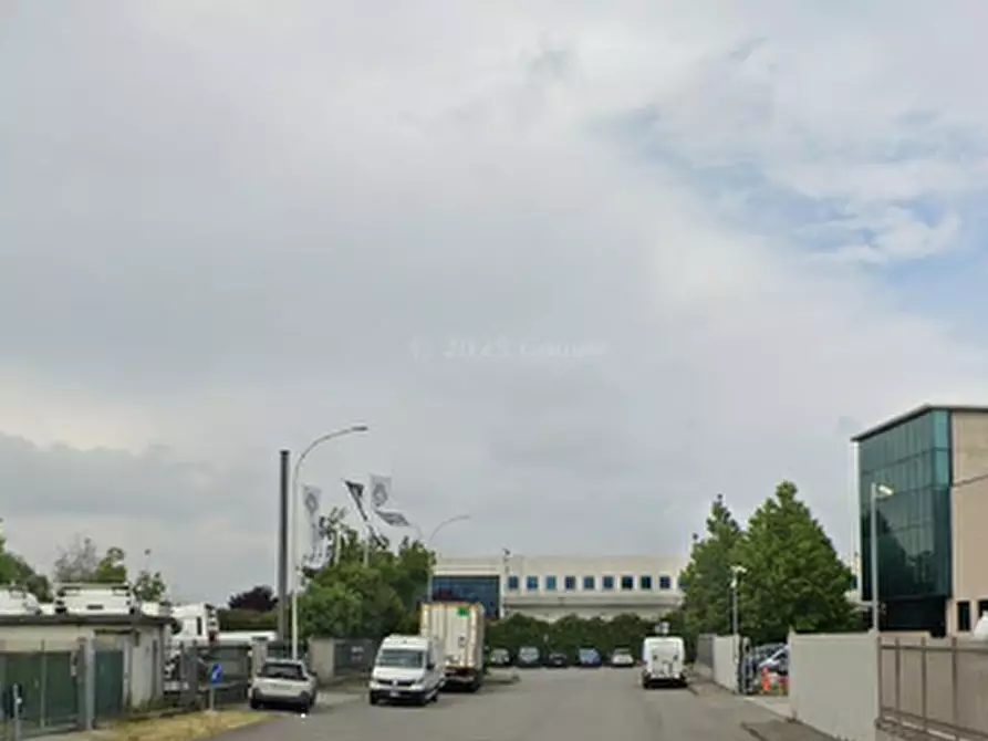 Immagine 8 di Appartamento in vendita  in Via Martiri di Cefalonia a Peschiera Borromeo