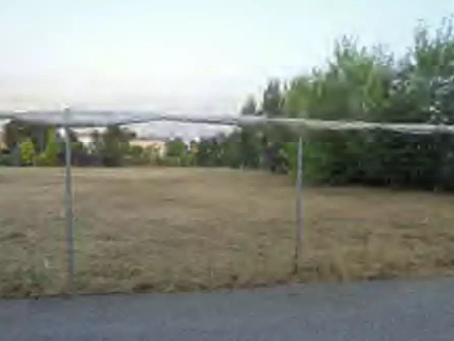 Immagine 2 di Terreno edificabile in vendita  in via Bertoldo a San Giovanni In Persiceto