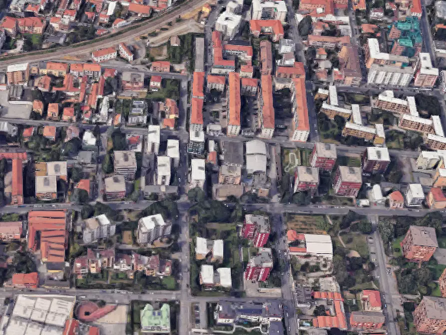 Immagine 3 di Posto auto in vendita  in Via Emilio Borsa  a Monza