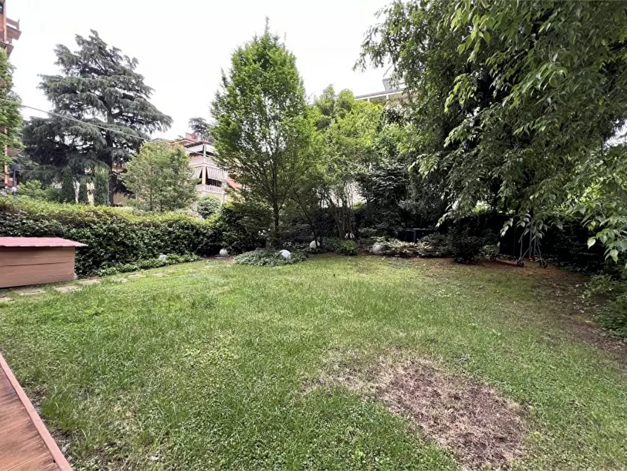 Immagine 12 di Appartamento in vendita  in Viale Antonio Aldini a Bologna