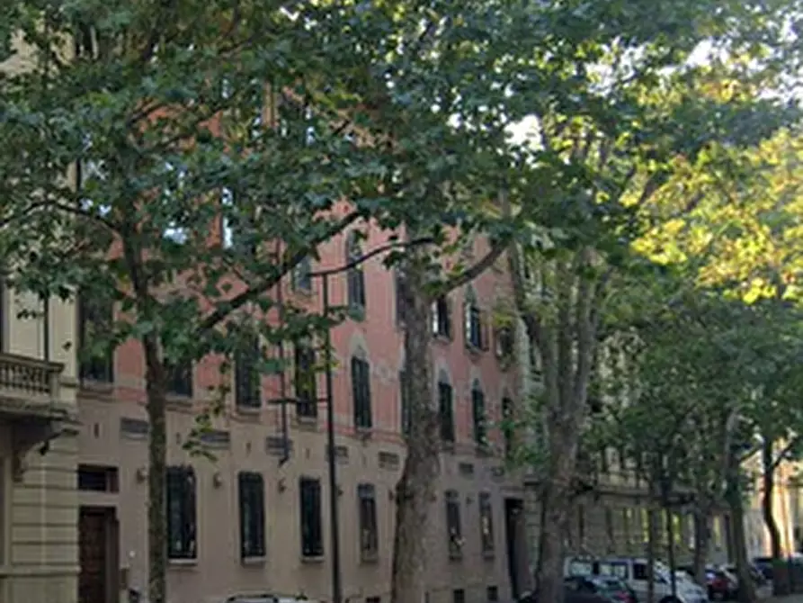 Immagine 7 di Appartamento in vendita  in Viale Malta a Firenze