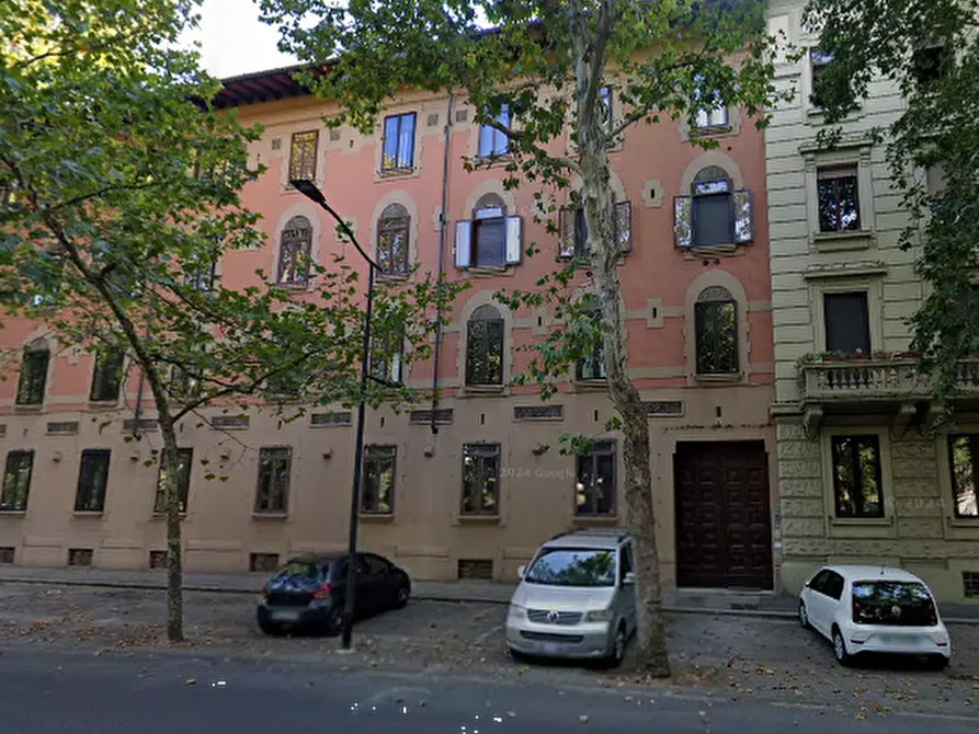 Immagine 17 di Appartamento in vendita  in Viale Malta a Firenze