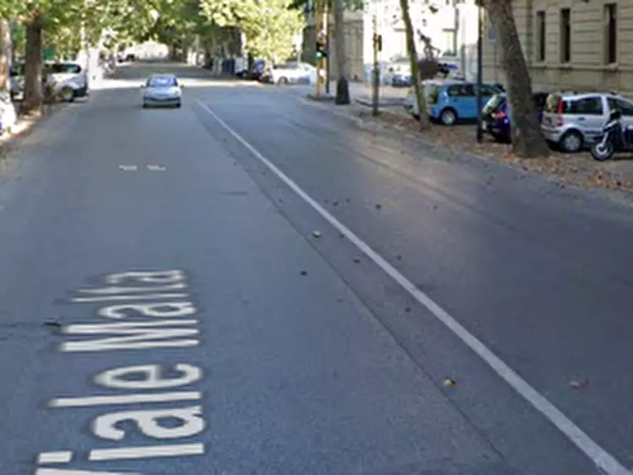 Immagine 18 di Appartamento in vendita  in Viale Malta a Firenze