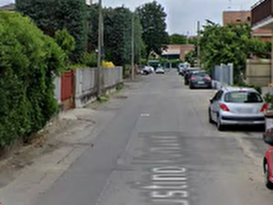 Immagine 6 di Magazzino in vendita  in Via Giustino Fortunato  a Paderno Dugnano