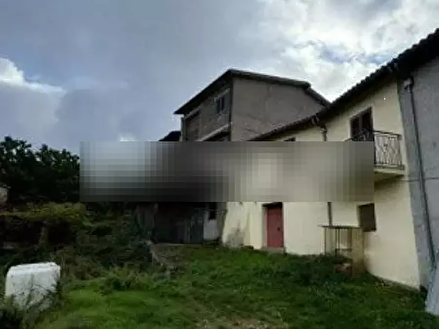 Immagine 2 di Casa indipendente in vendita  in  Fraz. buonacquisto a Arrone