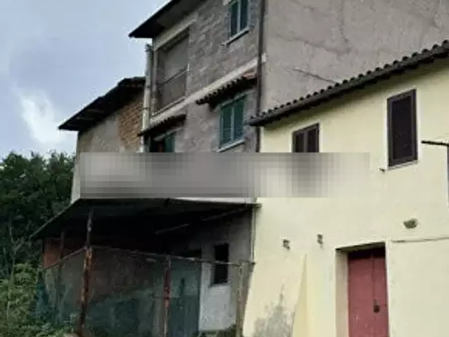 Immagine 4 di Casa indipendente in vendita  in  Fraz. buonacquisto a Arrone