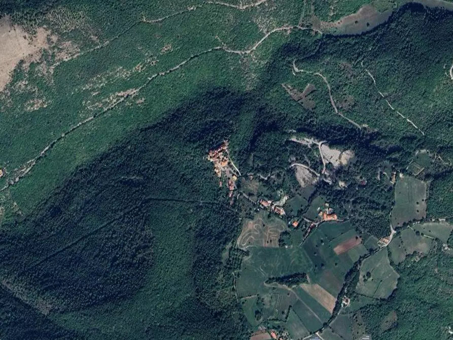 Immagine 14 di Casa indipendente in vendita  in  Fraz. buonacquisto a Arrone