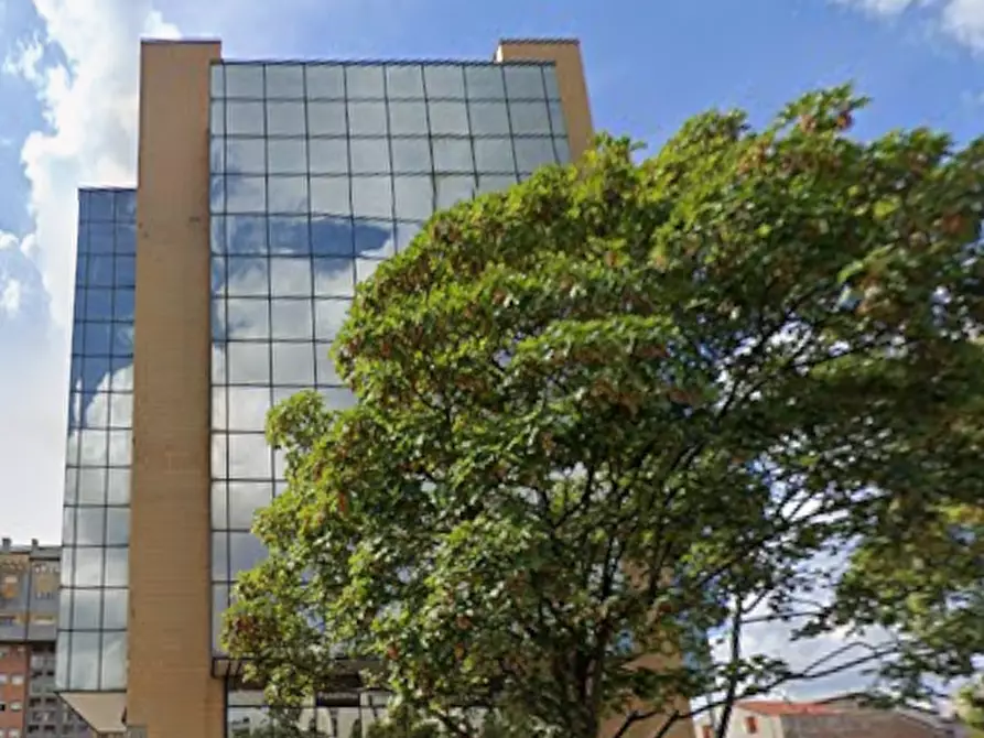 Immagine 1 di Ufficio in vendita  in Via Enrico Toti a Legnano