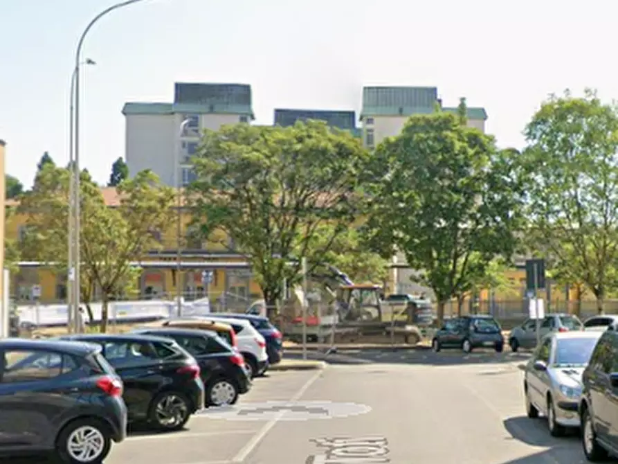 Immagine 6 di Ufficio in vendita  in Via Enrico Toti a Legnano