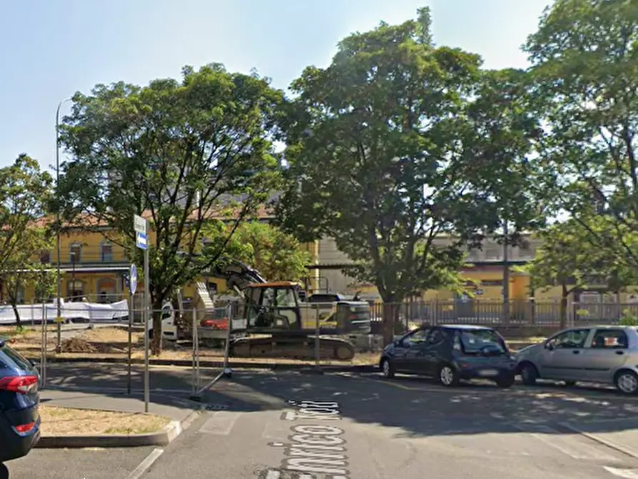 Immagine 8 di Ufficio in vendita  in Via Enrico Toti a Legnano