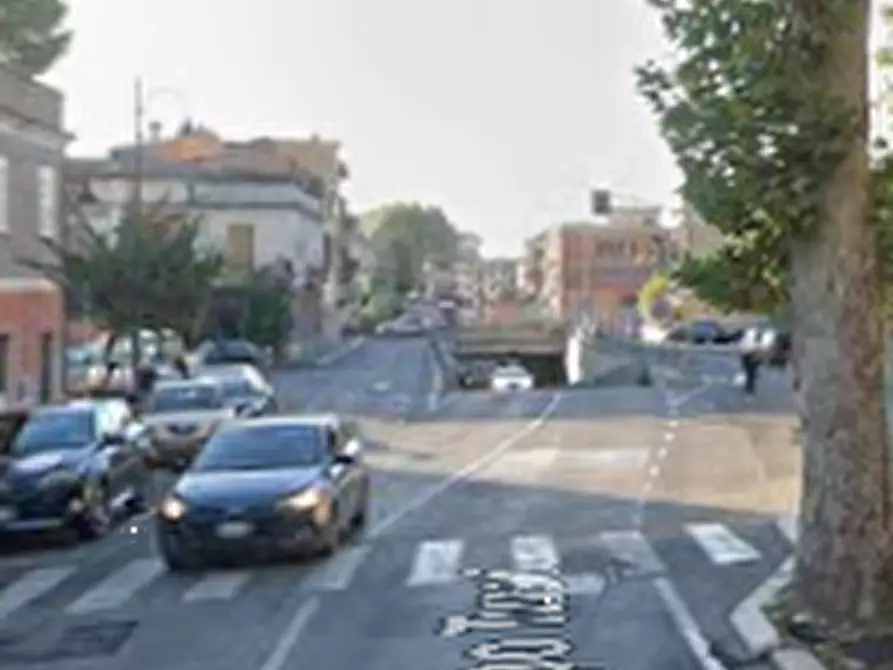 Immagine 5 di Negozio in vendita  in Via Filippo Turati a Monterotondo