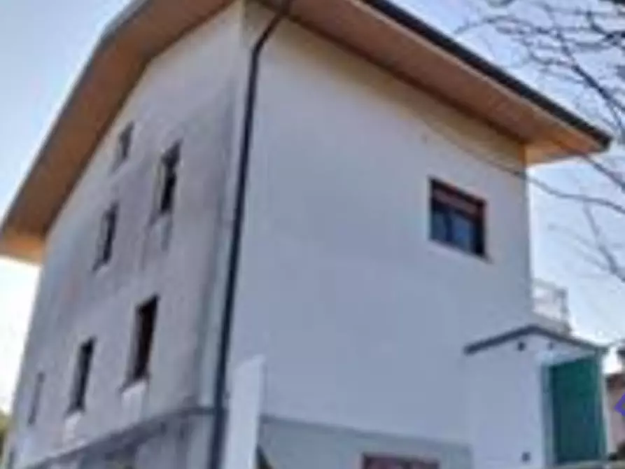 Immagine 5 di Villa in vendita  in Via Ledra a Buja