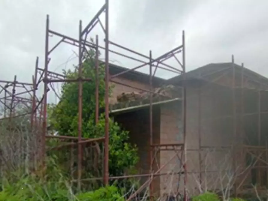 Immagine 3 di Capannone industriale in vendita  in Via Cannetacci a Mentana