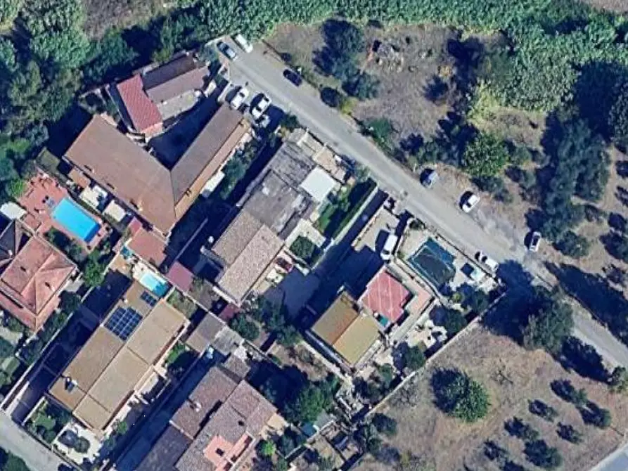 Immagine 13 di Appartamento in vendita  in Via Montecatini a Pomezia