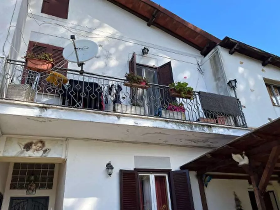 Immagine 1 di Appartamento in vendita  in V. dei Laghi a Velletri