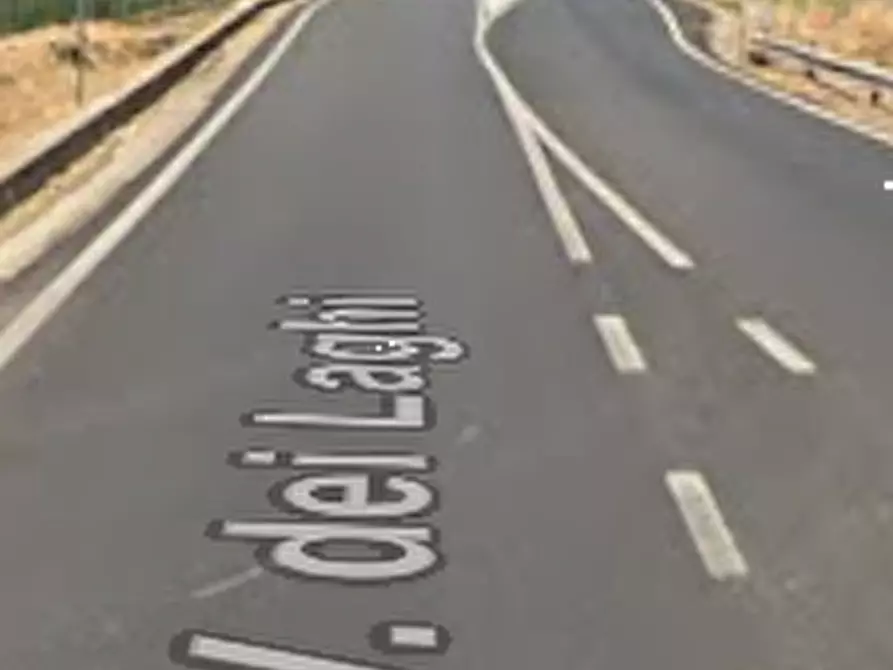 Immagine 4 di Terreno agricolo in vendita  in Via dei Laghi a Ciampino