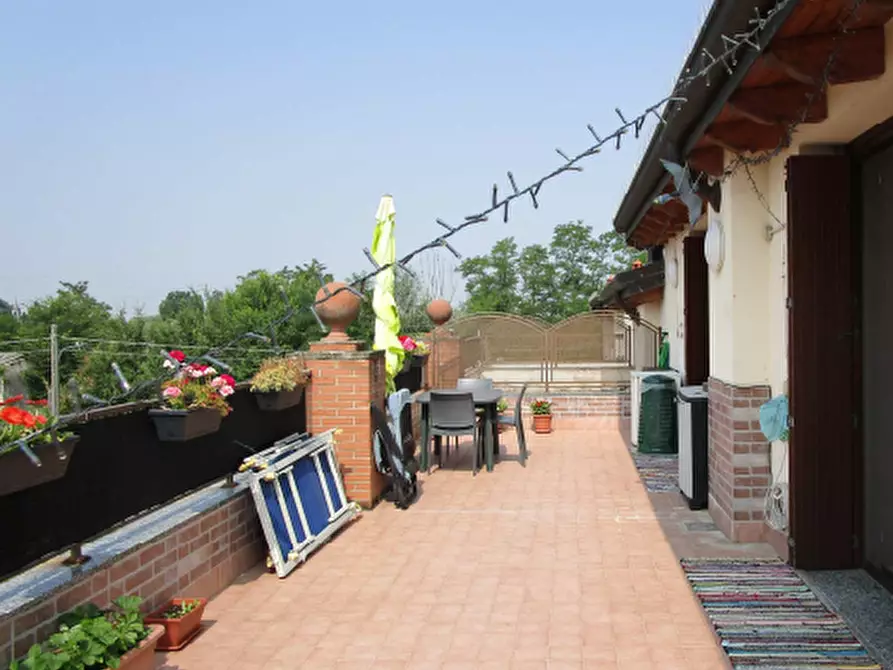 Immagine 4 di Appartamento in vendita  in Via Sandro Pertini  a Pizzale