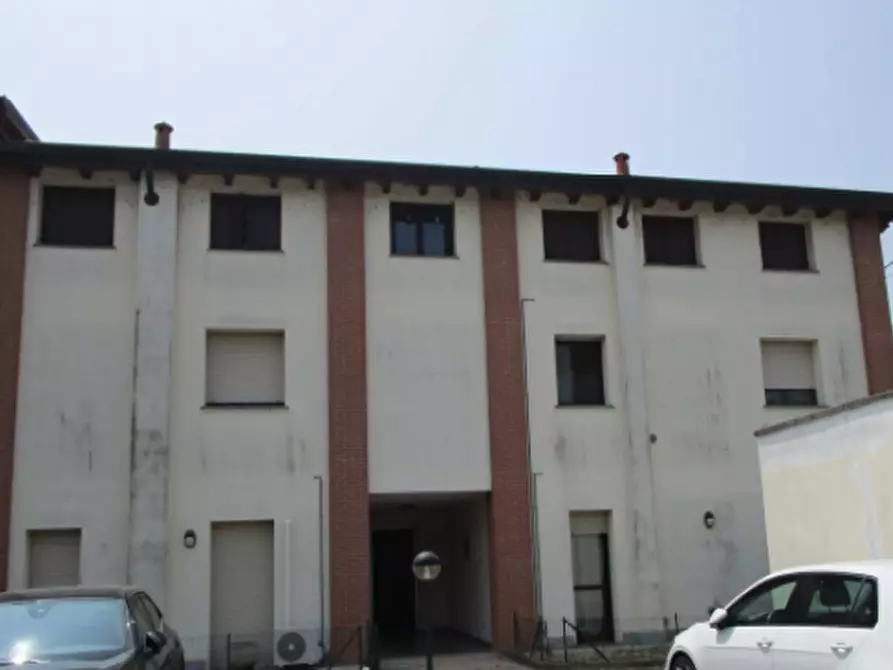 Immagine 22 di Appartamento in vendita  in Via Sandro Pertini  a Pizzale