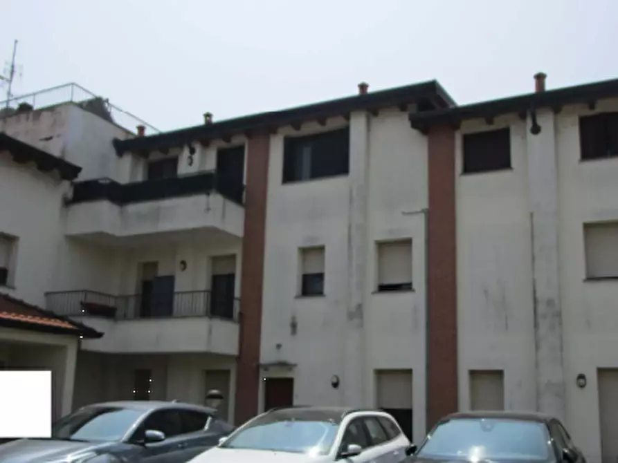 Immagine 24 di Appartamento in vendita  in Via Sandro Pertini  a Pizzale