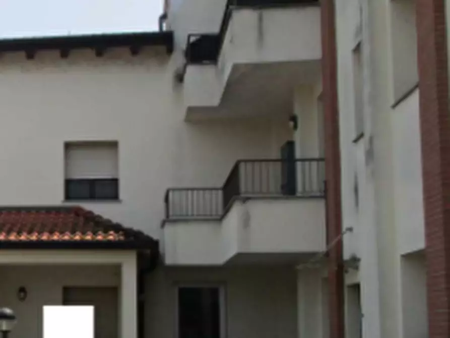 Immagine 25 di Appartamento in vendita  in Via Sandro Pertini  a Pizzale