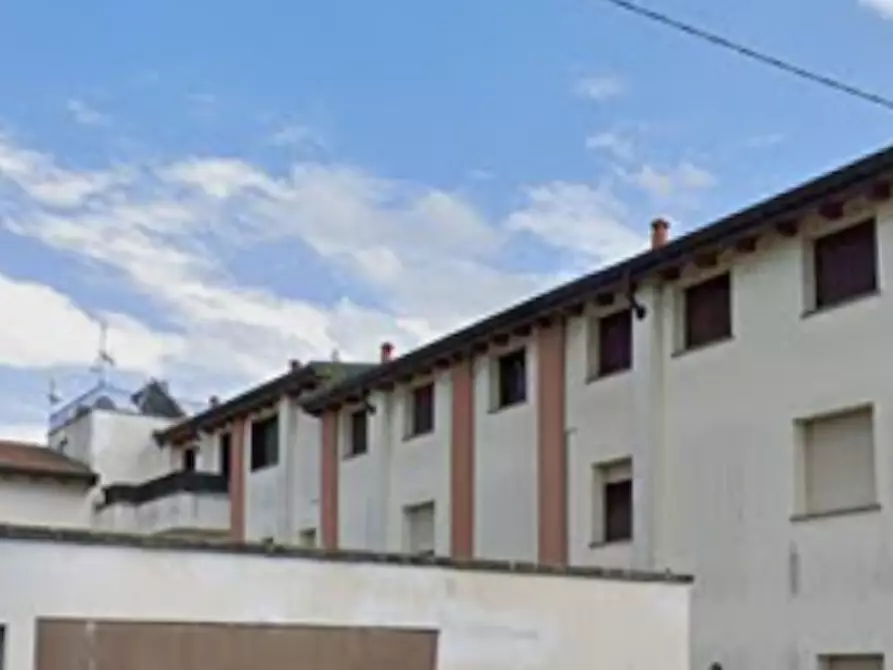 Immagine 12 di Appartamento in vendita  in Via Sandro Pertini  a Pizzale