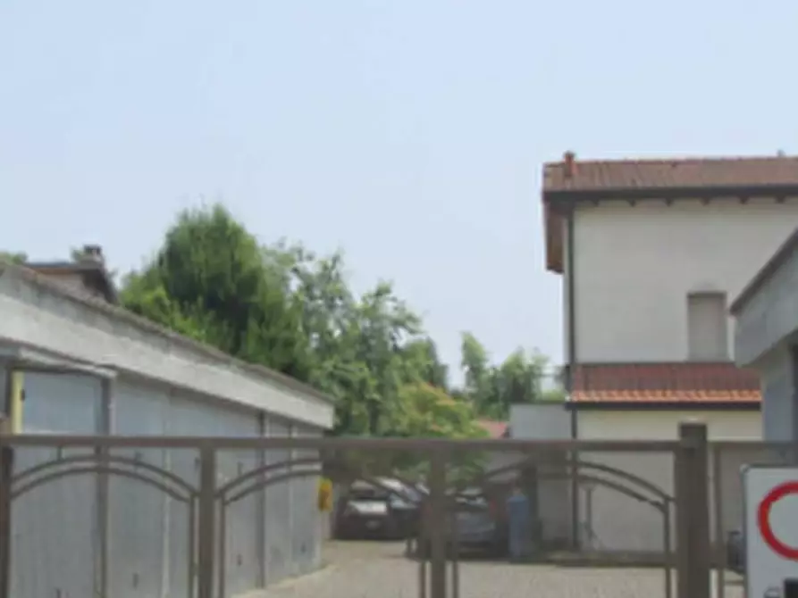 Immagine 27 di Appartamento in vendita  in Via Sandro Pertini  a Pizzale