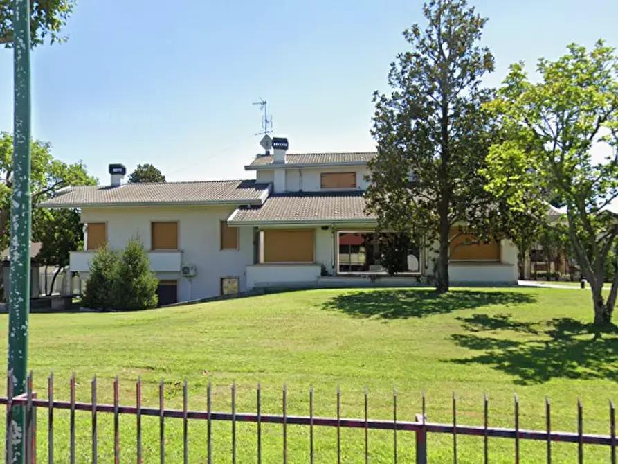 Immagine 19 di Villa in vendita  in Via Nazario Sauro a Corbetta
