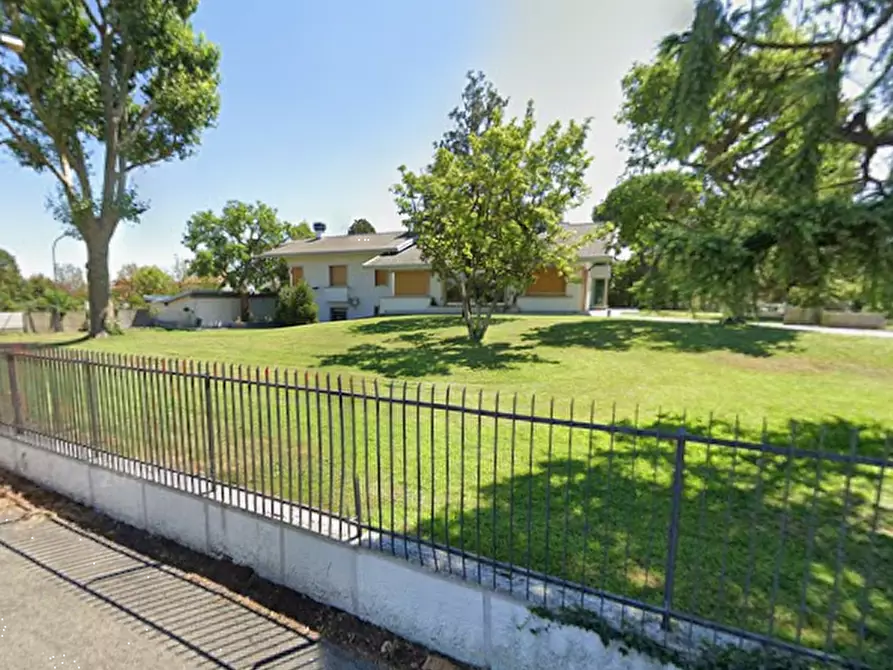 Immagine 21 di Villa in vendita  in Via Nazario Sauro a Corbetta