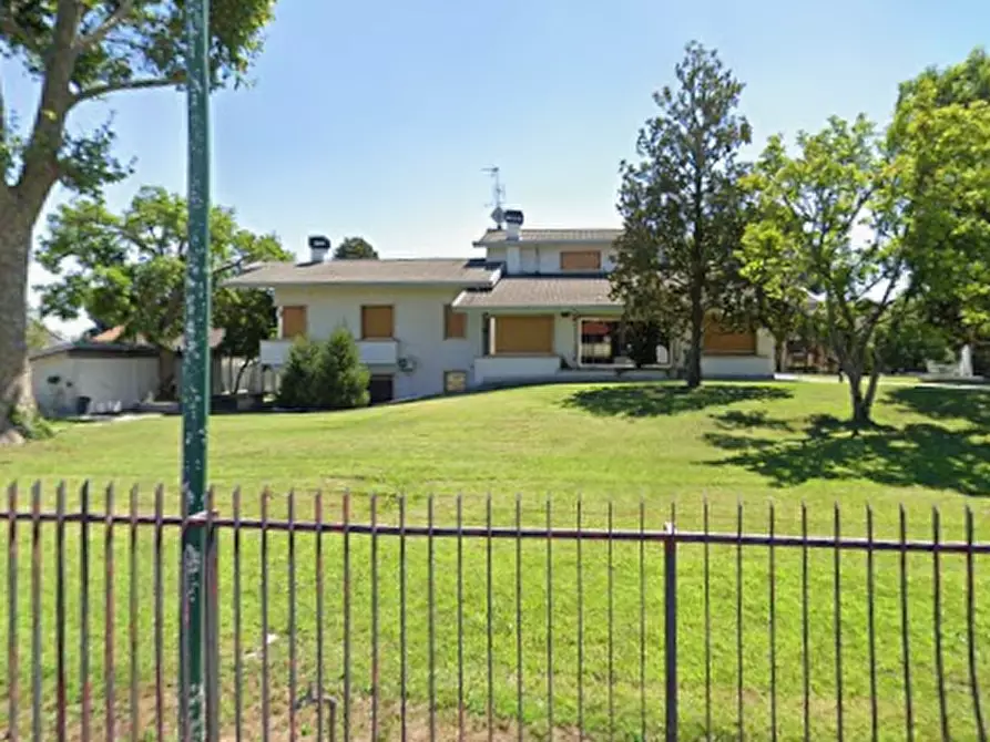 Immagine 22 di Villa in vendita  in Via Nazario Sauro a Corbetta