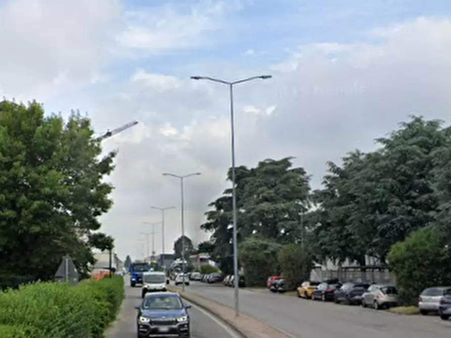 Immagine 19 di Appartamento in vendita  in Via Martiri di Cefalonia a Peschiera Borromeo