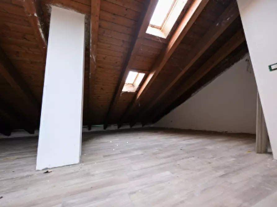 Immagine 8 di Appartamento in vendita  in Via Martiri di Cefalonia a Peschiera Borromeo