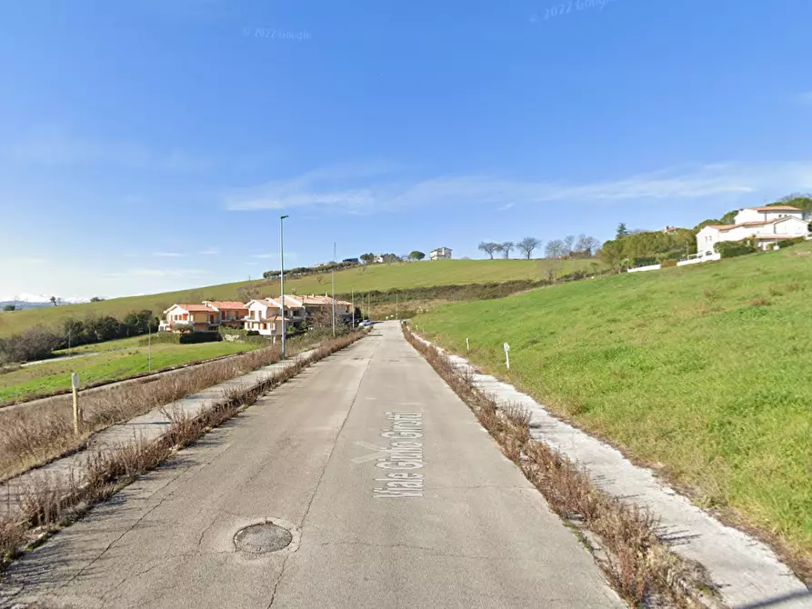 Immagine 9 di Terreno agricolo in vendita  in Via Girotti a Montegranaro