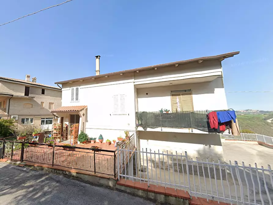 Immagine 6 di Casa indipendente in vendita  in Via saletto a Montappone