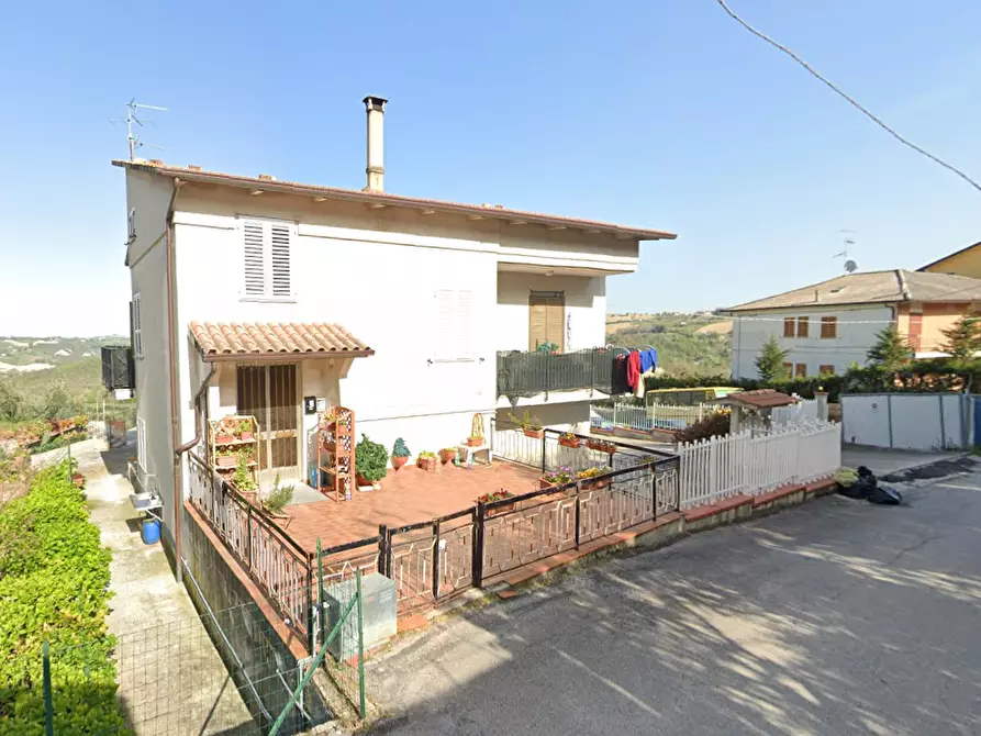 Immagine 7 di Casa indipendente in vendita  in Via saletto a Montappone