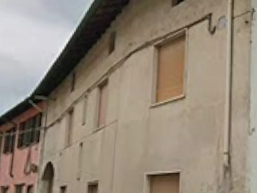 Immagine 2 di Porzione di casa in vendita  in Via Gruvala a Gambolo'