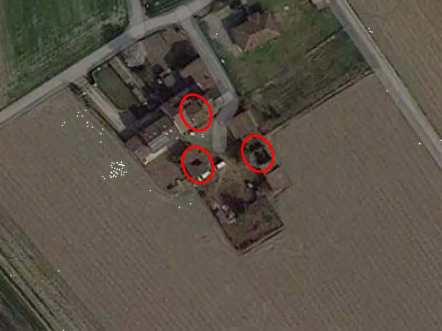 Immagine 1 di Porzione di casa in vendita  in  Località Cà de' Belli a Pieve Porto Morone