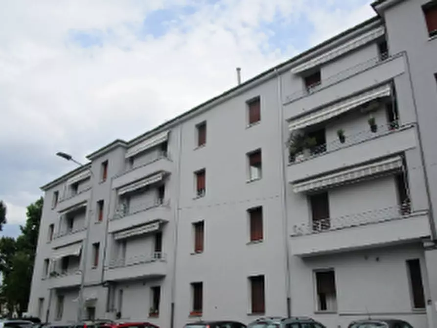 Immagine 8 di Appartamento in vendita  in Via Francesco Ferrucci  a Lissone