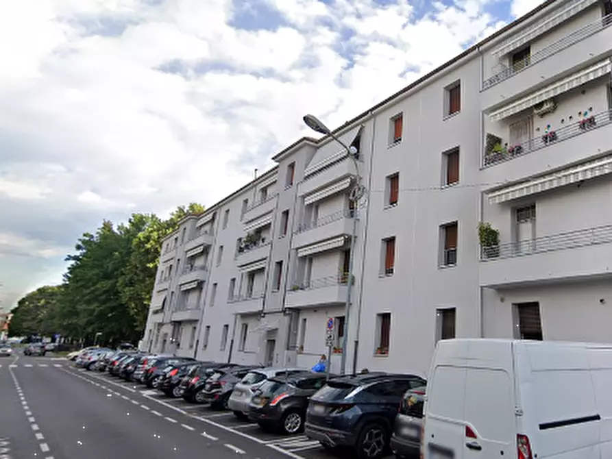 Immagine 1 di Appartamento in vendita  in Via Francesco Ferrucci  a Lissone