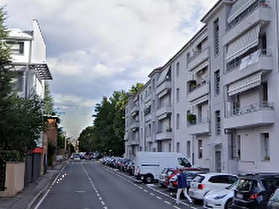 Immagine 2 di Appartamento in vendita  in Via Francesco Ferrucci  a Lissone