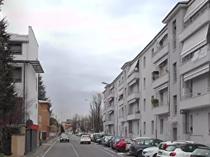 Immagine 4 di Appartamento in vendita  in Via Francesco Ferrucci  a Lissone