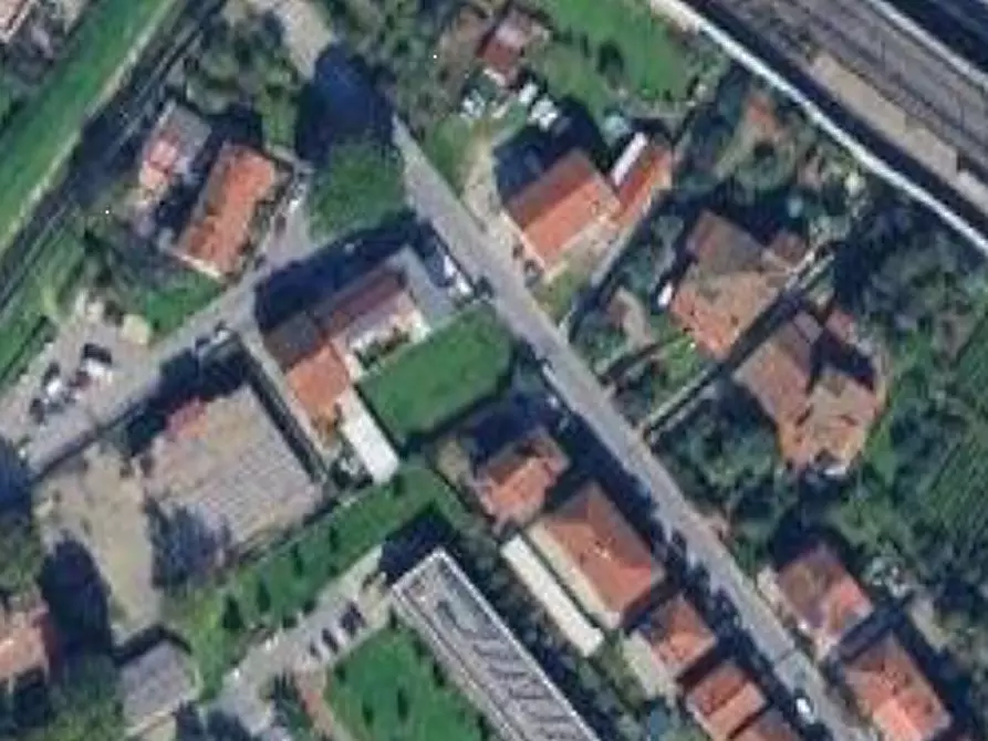 Immagine 16 di Posto auto in vendita  in via L. Chini  a Sesto Fiorentino