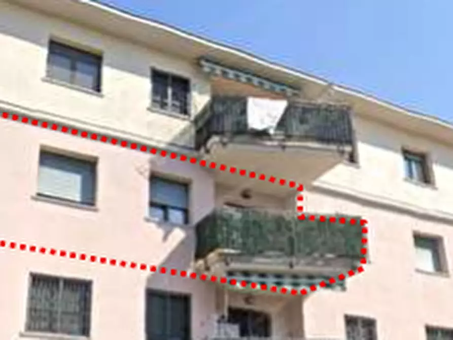 Immagine 2 di Appartamento in vendita  in Largo Marco Biagi  a Reggio Nell'emilia