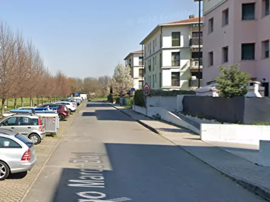 Immagine 12 di Appartamento in vendita  in Largo Marco Biagi  a Reggio Nell'emilia