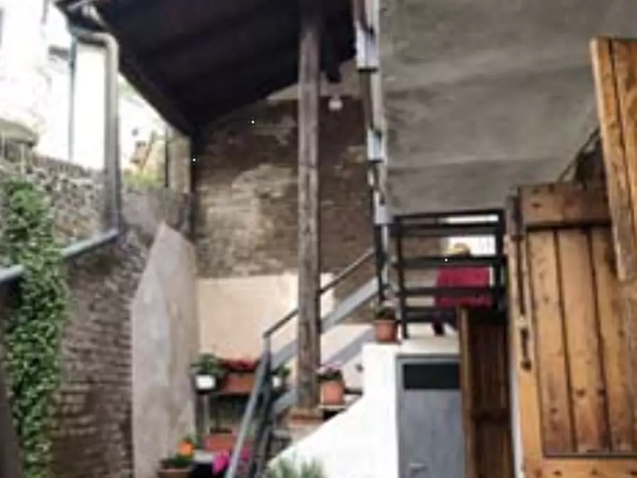 Immagine 3 di Porzione di casa in vendita  in via Circonvallo a Montu' Beccaria