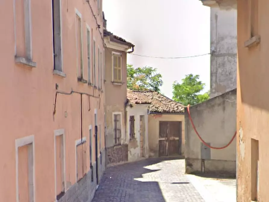 Immagine 5 di Porzione di casa in vendita  in via Circonvallo a Montu' Beccaria