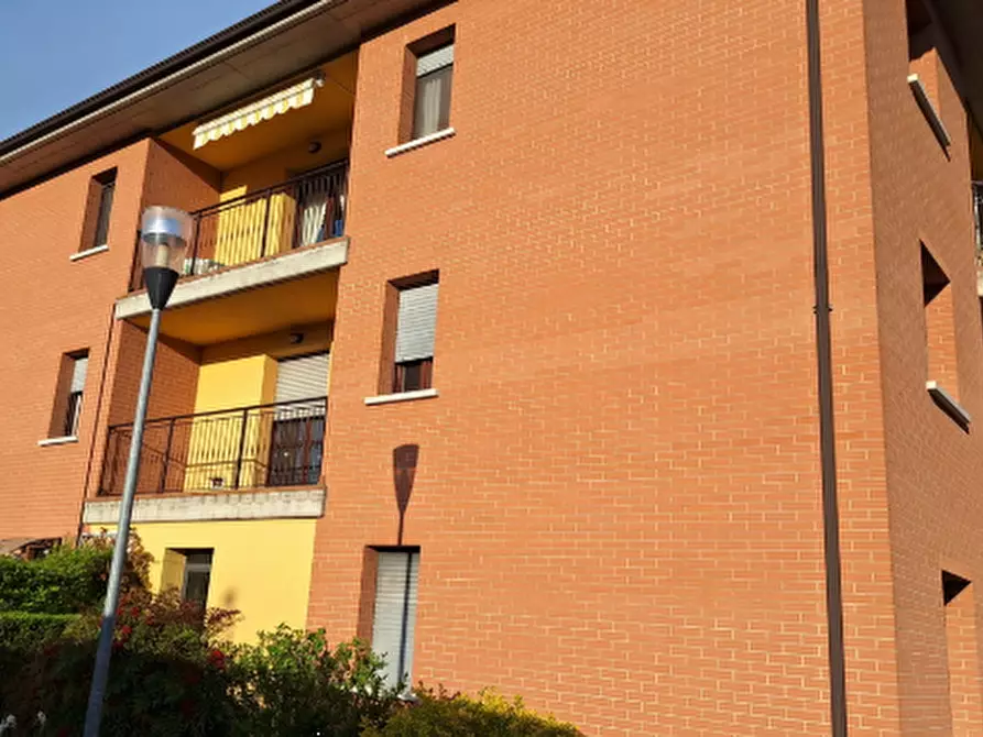 Immagine 3 di Ufficio in vendita  in Via Achille Grimaldi a Reggio Nell'emilia