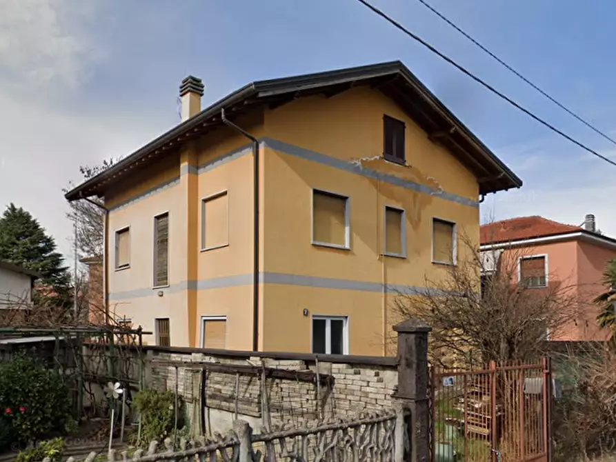 Immagine 4 di Appartamento in vendita  in Via Treviso a Cesano Maderno