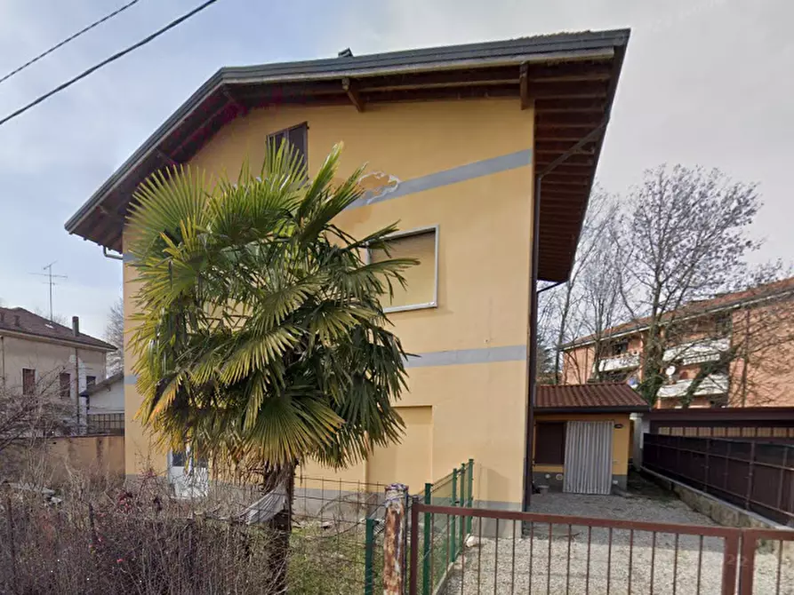 Immagine 8 di Appartamento in vendita  in Via Treviso a Cesano Maderno