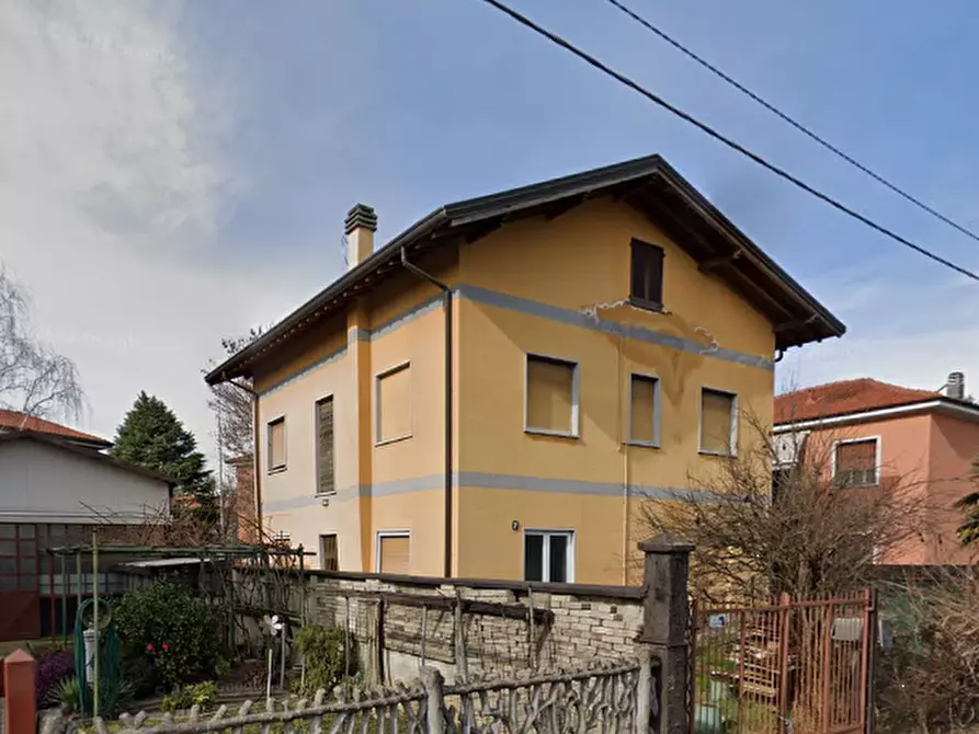 Immagine 10 di Appartamento in vendita  in Via Treviso a Cesano Maderno